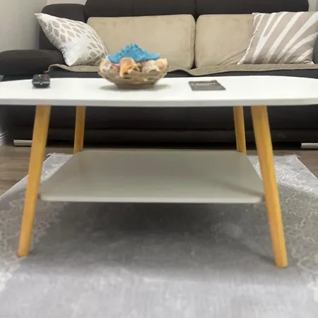 Bevajan Lejlighed Shkodër